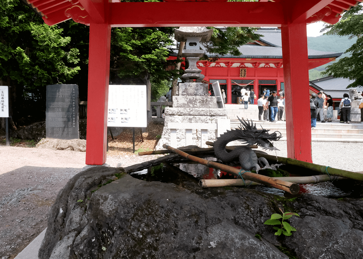 赤城神社と大沼