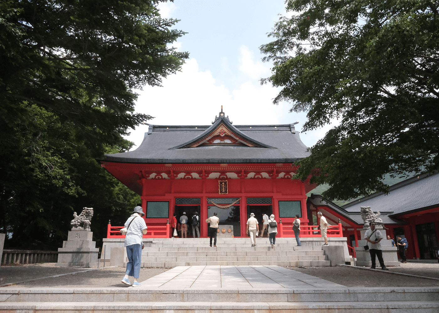 赤城神社と大沼